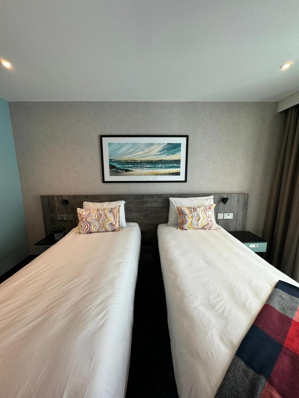 Ibis Styles Paignton Hotel Exterior photo